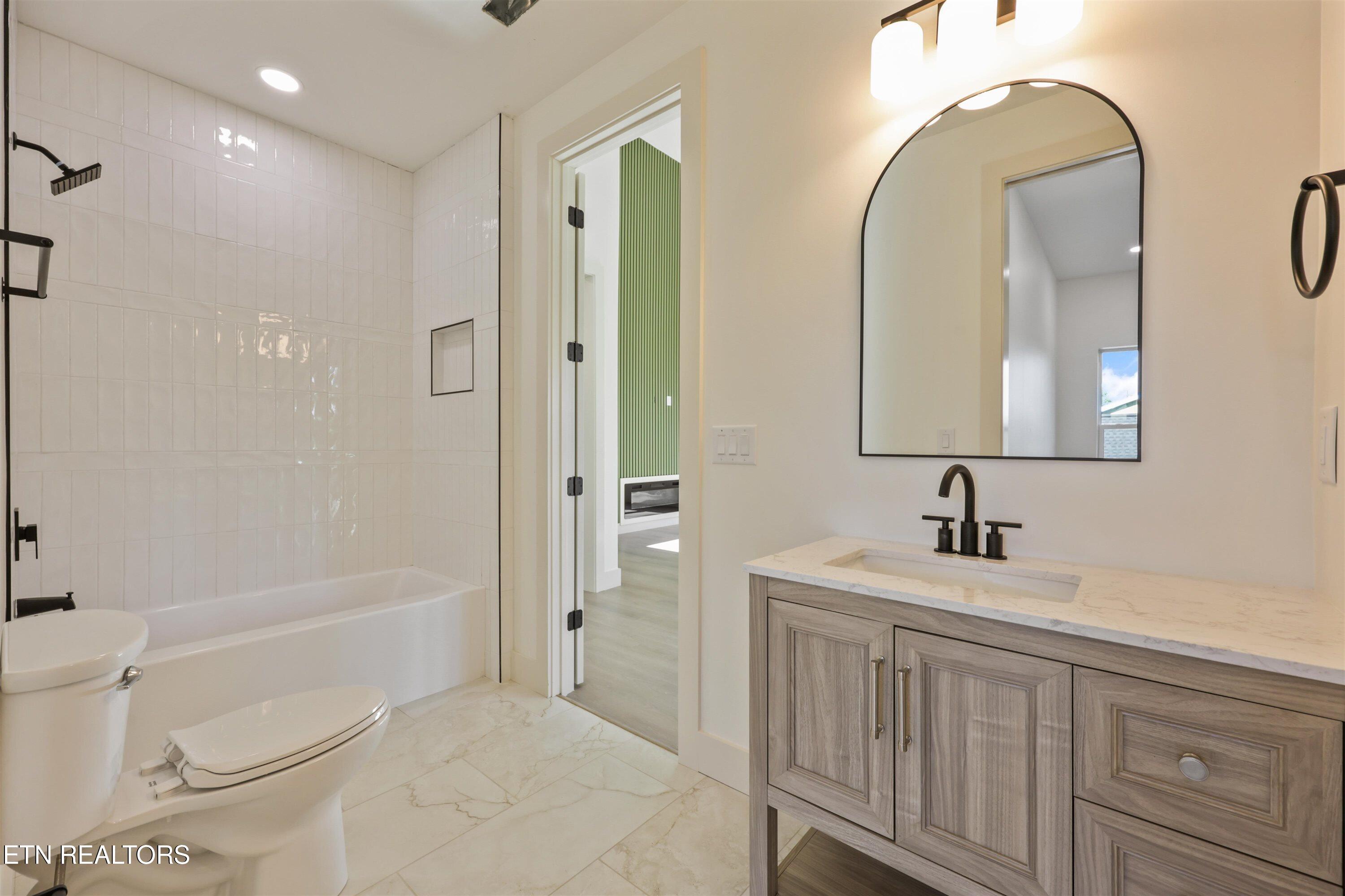 1908 Amherst Road Knoxville, TN 37909 - Photo 30 of 57 29-1908 Amherst Rd07