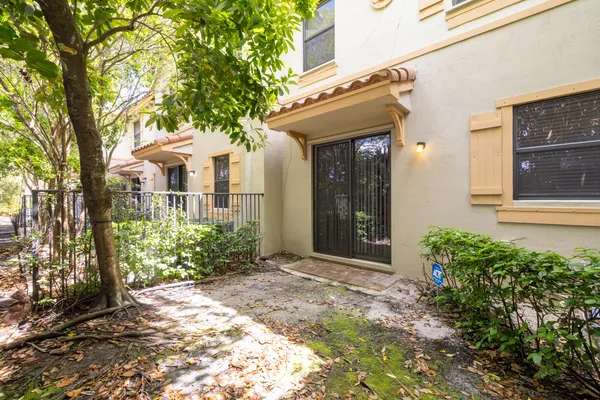 $470,000 | 4047 Allerdale Place, Coconut Creek, FL 33073