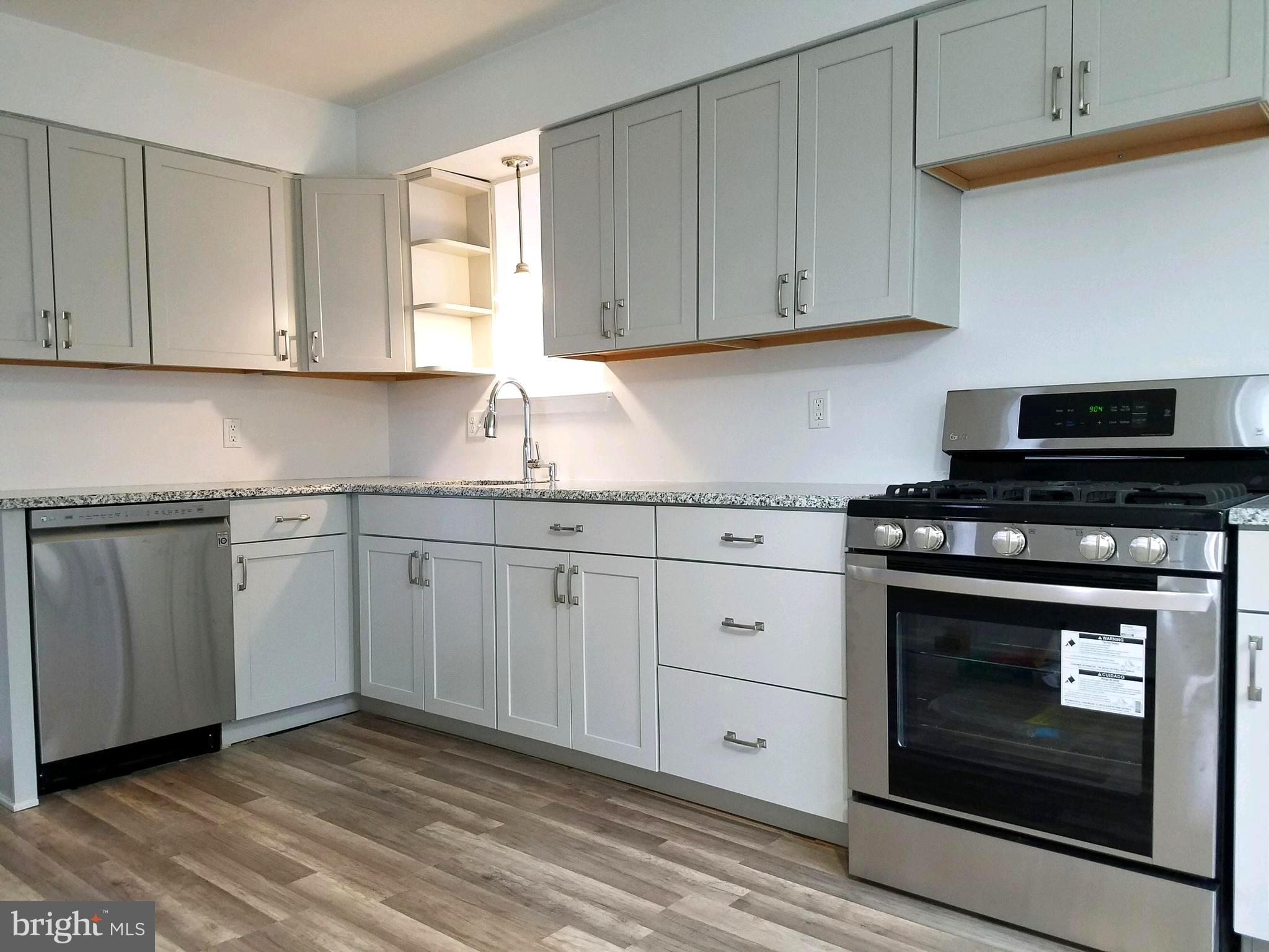 108 Waterway Road Oxford, PA 19363 - Photo 5 of 8 New Cabinets, Flooring and Appliances
