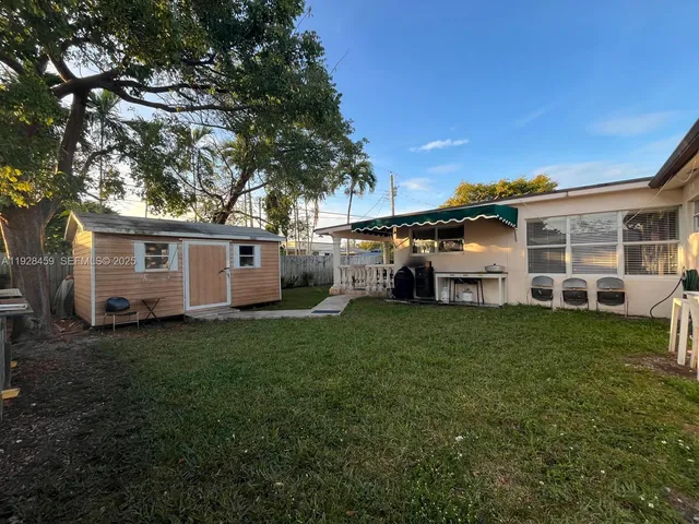$5,500 | 3520 Southwest 104th Avenue, Miami, FL 33165