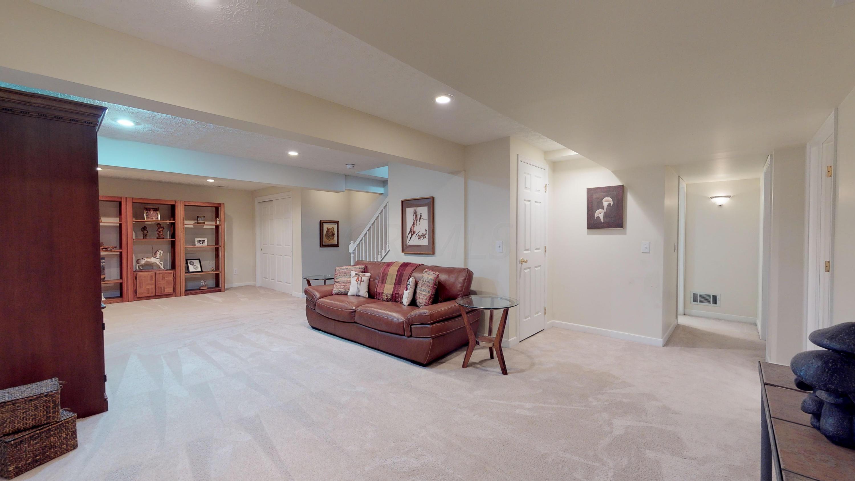 332 Sycamore Ridge Way Columbus, OH 43230 - Photo 14 of 22 Gallery Image 14