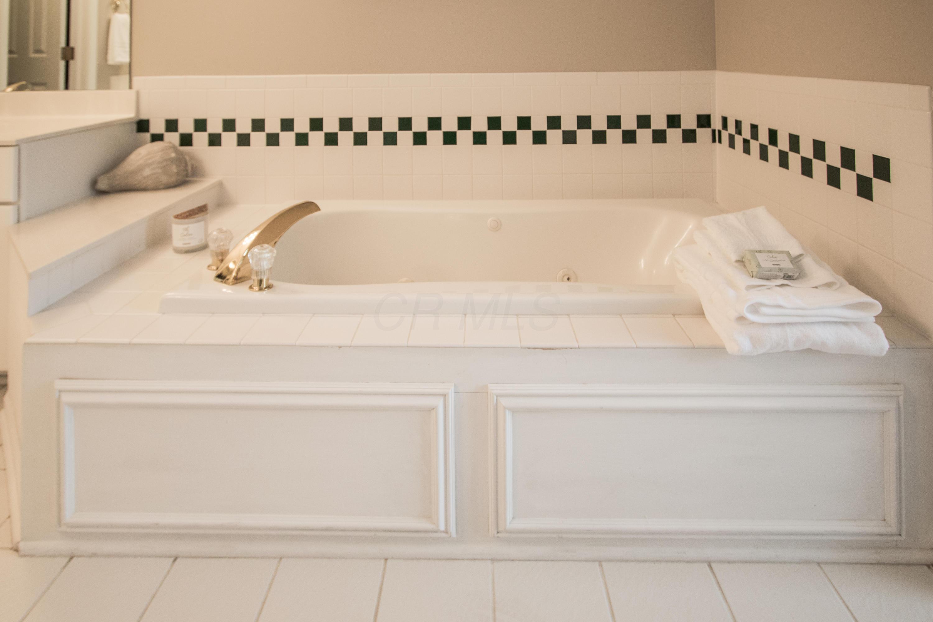332 Sycamore Ridge Way Columbus, OH 43230 - Photo 15 of 22 Gallery Image 15