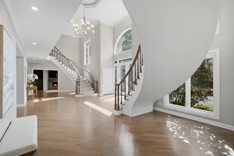 $1,750,000 | 56 Hillburn Lane, North Barrington, IL 60010