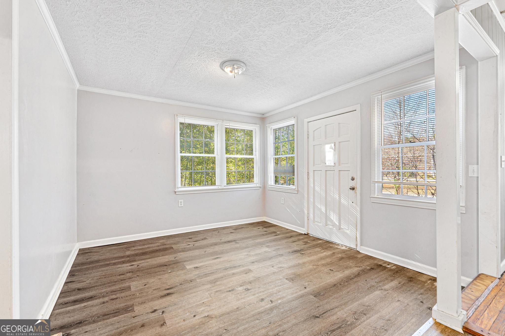 108 Brookhaven Circle Elberton, GA 30635 - Photo 3 of 28