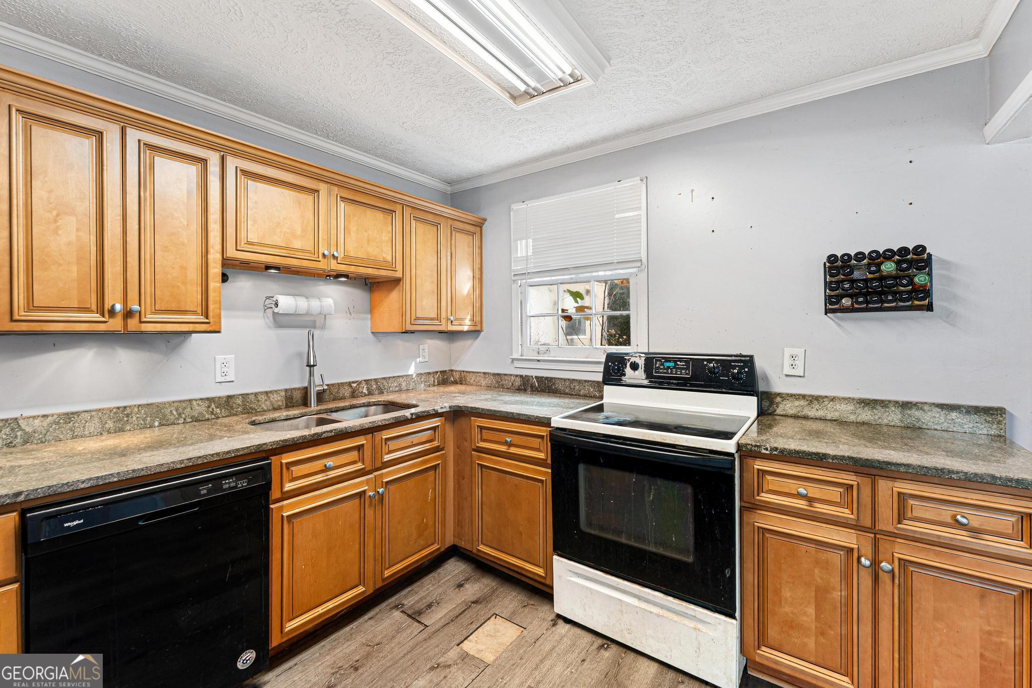 108 Brookhaven Circle Elberton, GA 30635 - Photo 5 of 28