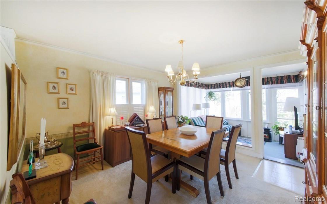 258 Kerby Road Grosse Pointe, MI 48236 - Photo 10 of 29 12-photo-web-1680x1050-172732.jpg