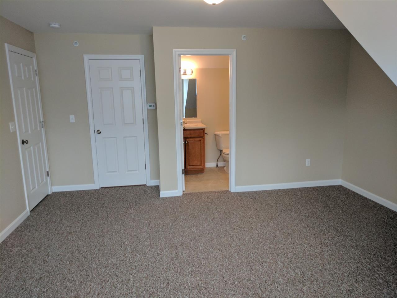 95 Eagle Ridge Road, Unit 2 Sandown, NH 03873 - Photo 14 of 18 Gallery Image 14