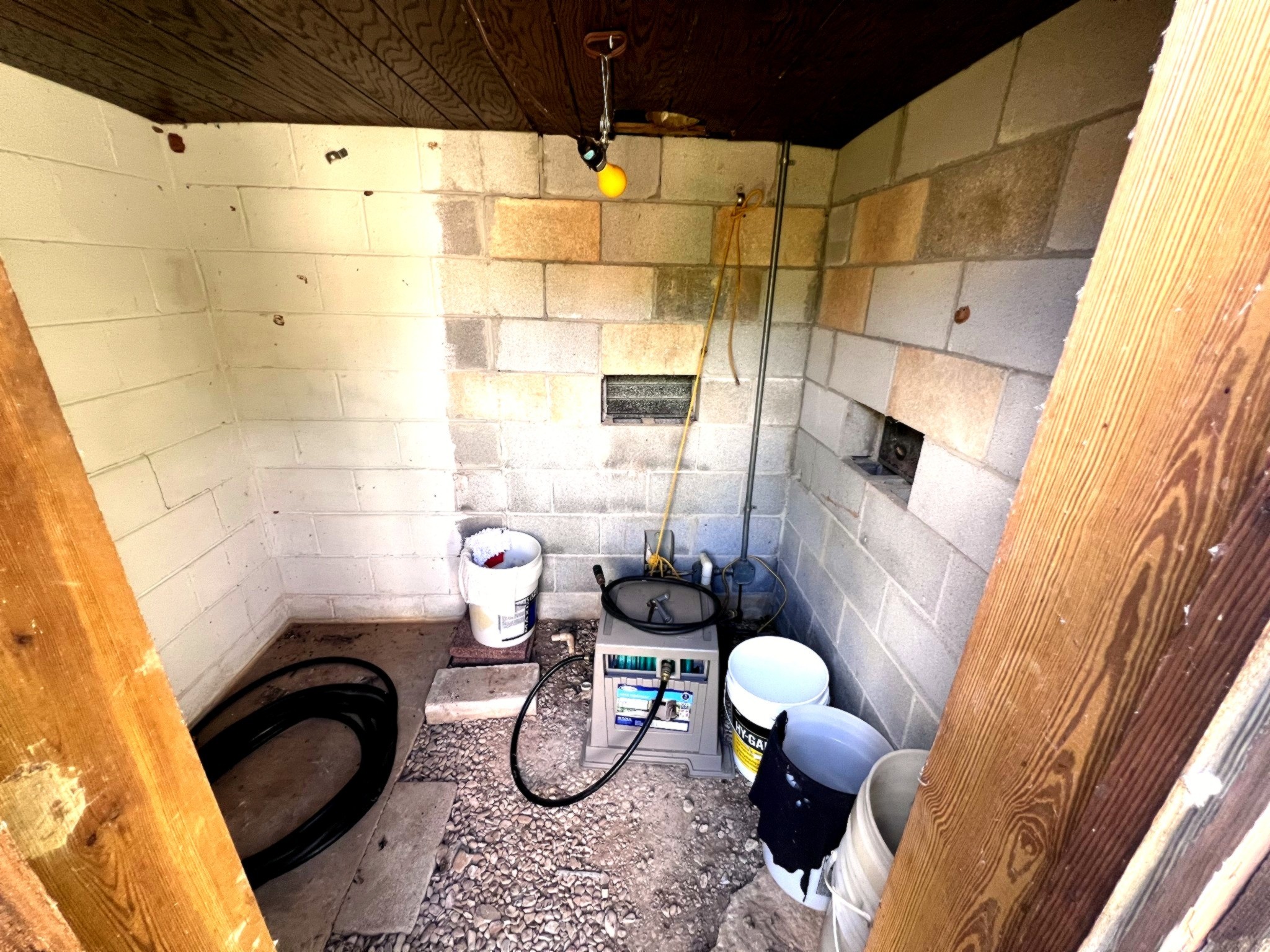 1133 Culps Bend Road Clifton, TN 38425 - Photo 20 of 51 a bathroom with a sink and a mirror
