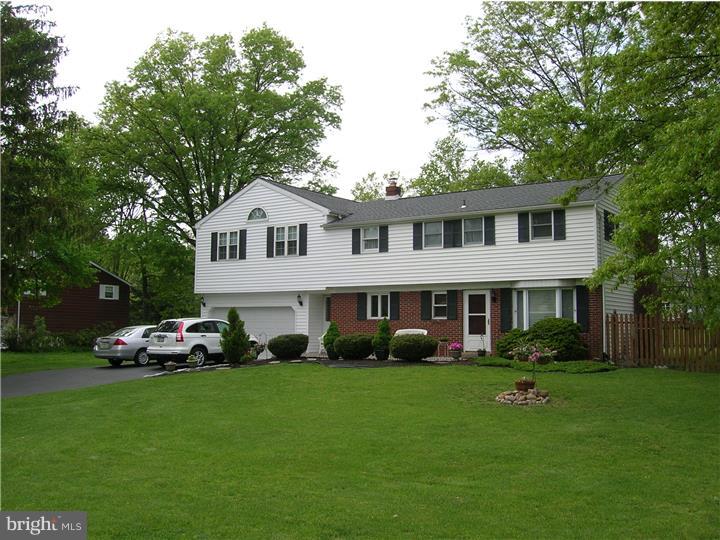 332 Upper Valley Road North Wales, PA 19454 - Photo 23 of 23 Front Yard