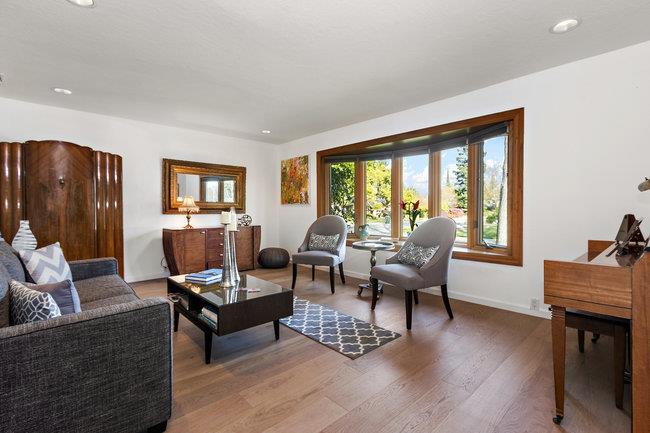 2549 Morley Way Sacramento, CA 95864 - Photo 4 of 44 a living room with furniture and a window