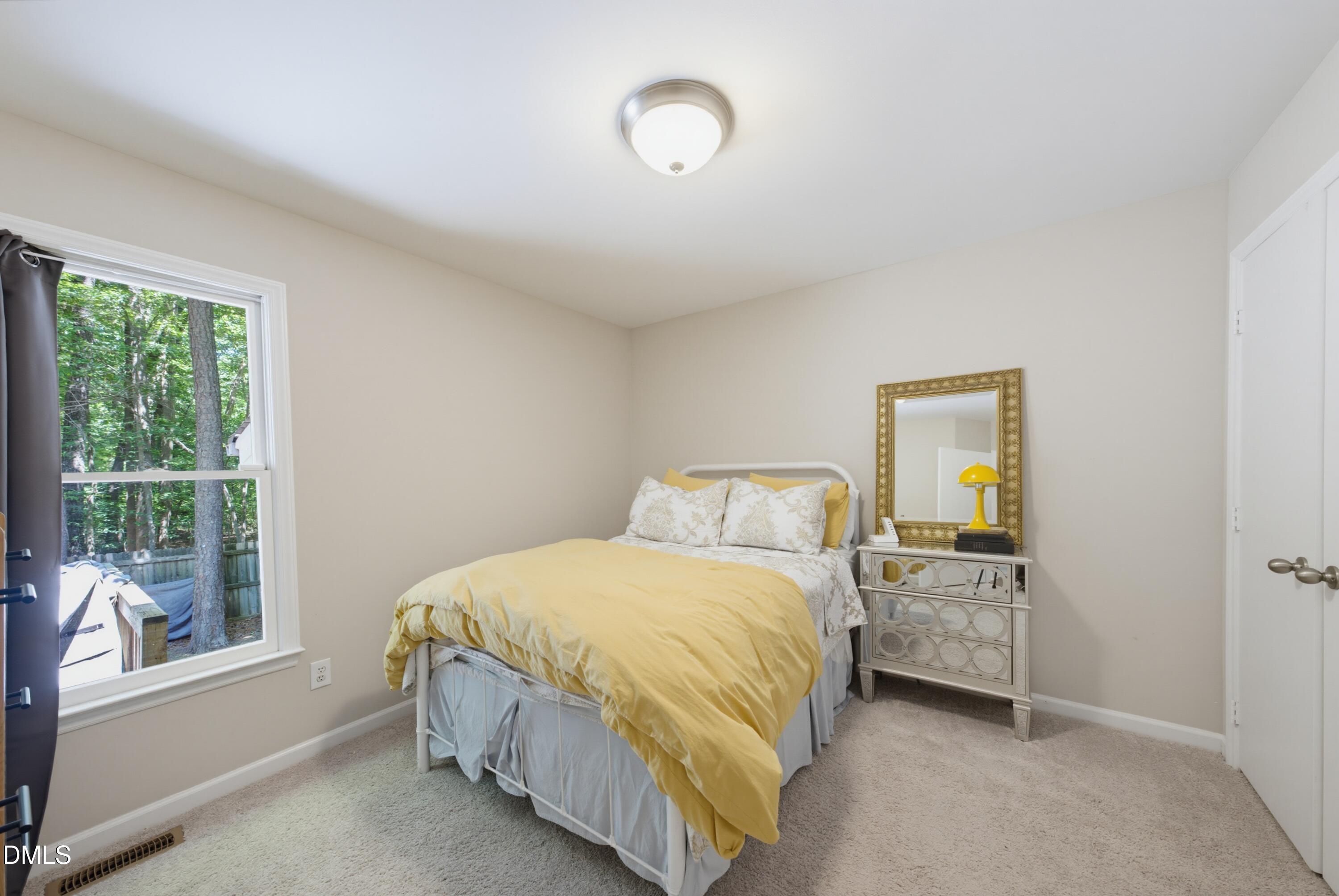 3500 Castlegate Drive Raleigh, NC 27616 - Photo 10 of 31 DSC01583