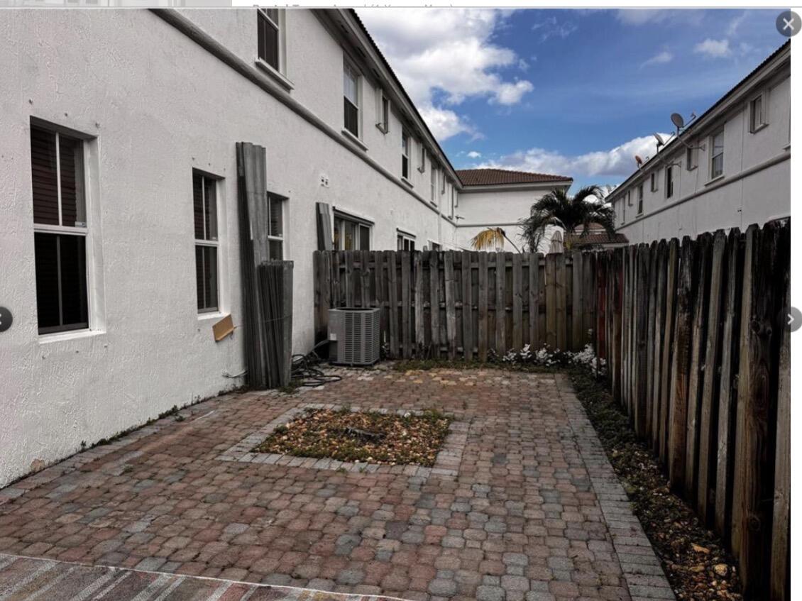 15746 Southwest 41st Street Miramar, FL 33027 - Photo 12 of 12 IMG_9467