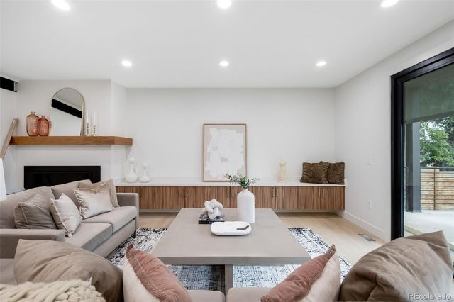 $2,200,000 | 863 South Race Street, Denver, CO 80209