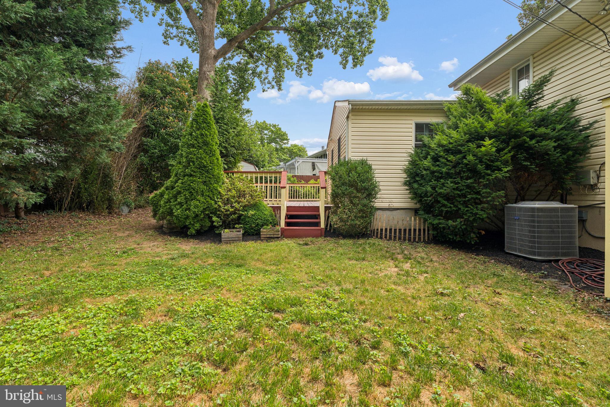 102 Othoridge Road Lutherville-Timonium, MD 21093 - Photo 33 of 43 Beautiful Yard