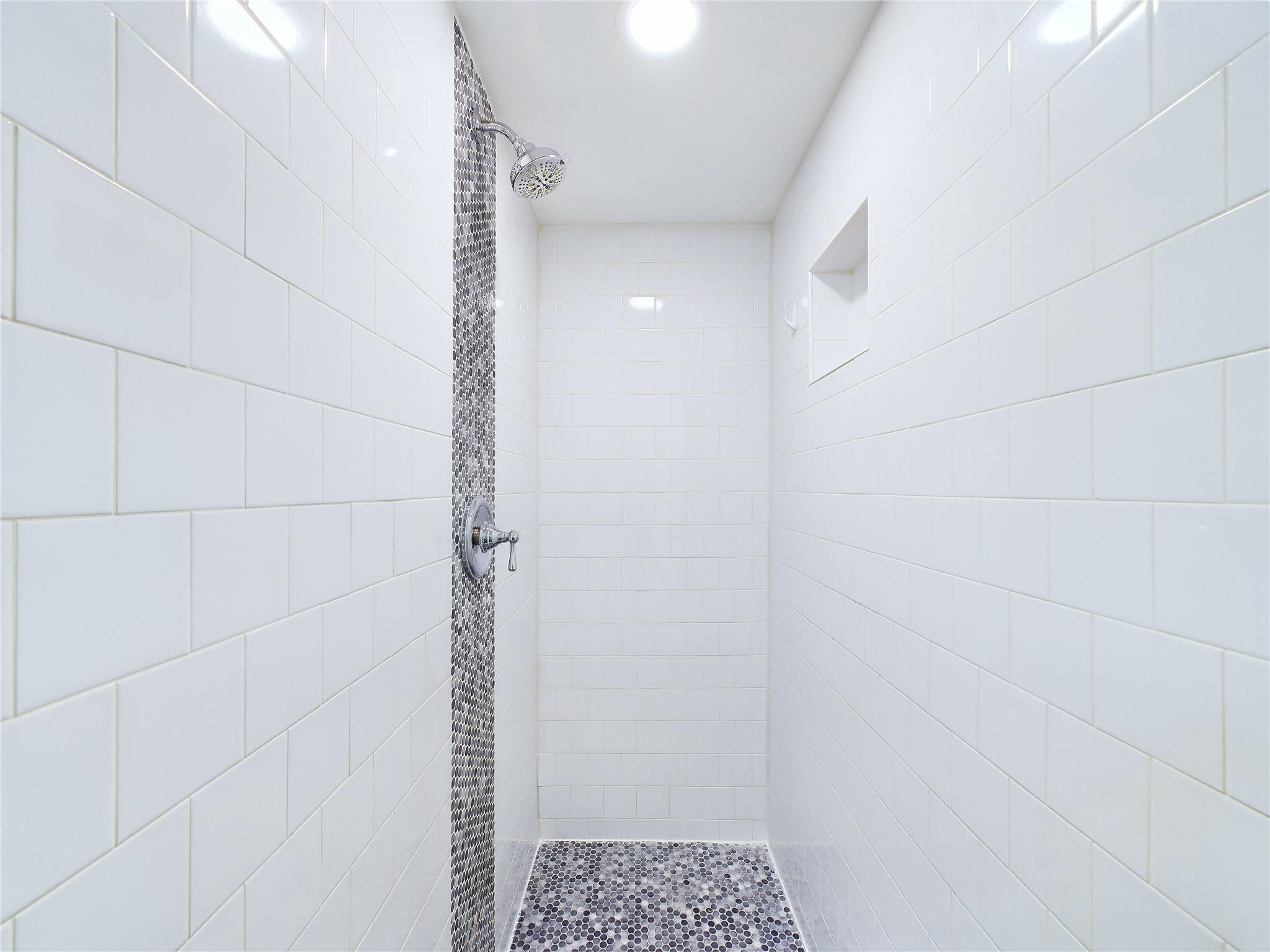 9370 Southwest 8th Street, Unit 301 Boca Raton, FL 33428 - Photo 18 of 38 Photo 18