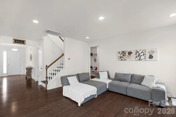 $690,000 | 930 Parkland Place Northwest, Concord, NC 28027