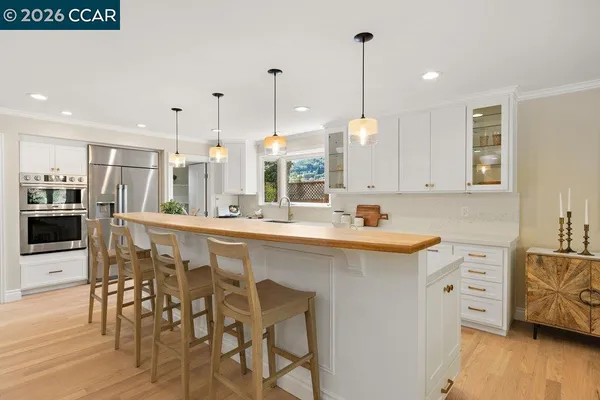 $1,595,000 | 7 Whitehall Drive, Orinda, CA 94563