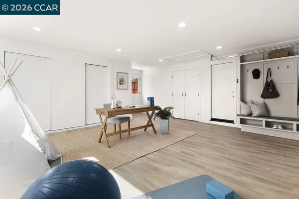 $1,595,000 | 7 Whitehall Drive, Orinda, CA 94563