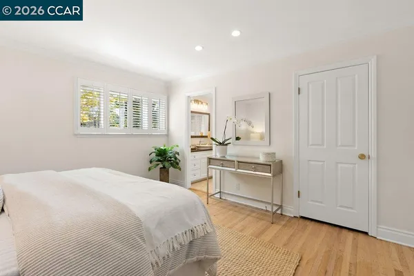 $1,595,000 | 7 Whitehall Drive, Orinda, CA 94563