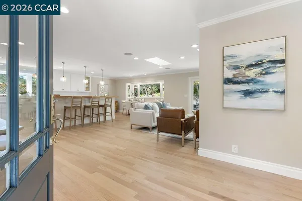 $1,595,000 | 7 Whitehall Drive, Orinda, CA 94563