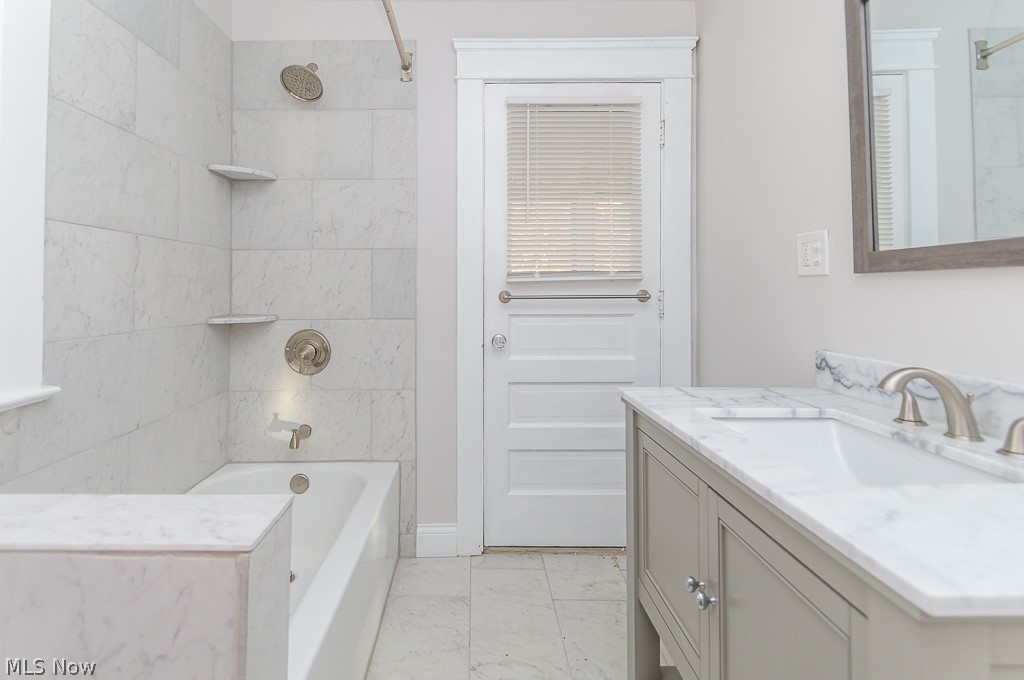 12911 Cedar Road Cleveland, OH 44118 - Photo 29 of 35 Gallery Image 29