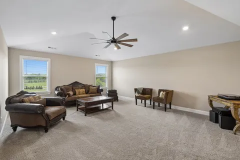$1,235,000 | 5011 High Park Hill Drive, Arrington, TN 37014