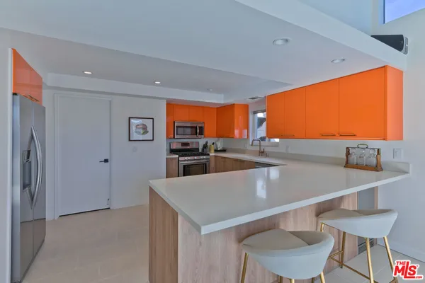 $5,675 | 3545 Ridgeview Circle North, Palm Springs, CA 92264