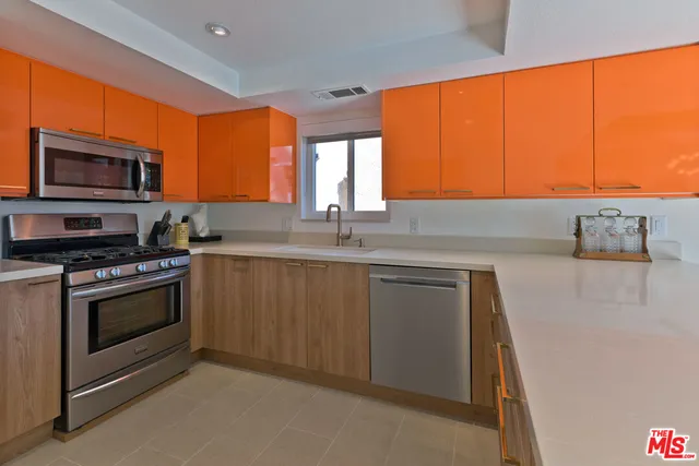 $5,675 | 3545 Ridgeview Circle North, Palm Springs, CA 92264