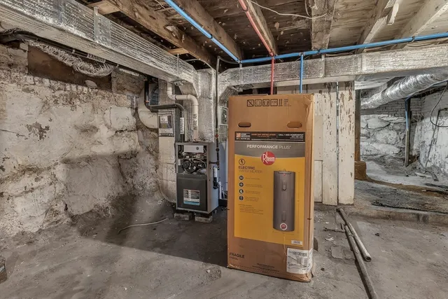 $649,900 | 25 Tremont Street, Brockton, MA 02301