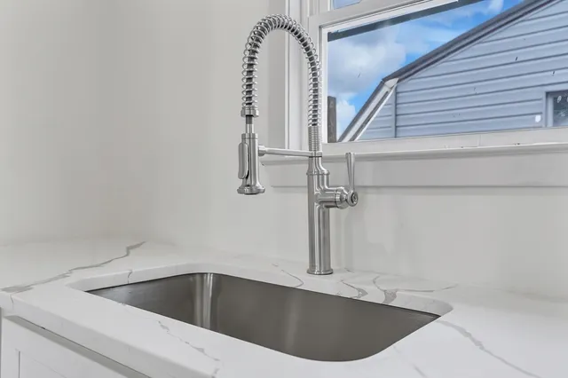 $649,900 | 25 Tremont Street, Brockton, MA 02301