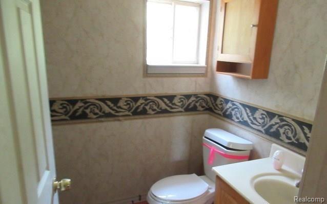 21560 Springhill Street Romulus, MI 48174 - Photo 9 of 14 IMG_0368 2.jpg