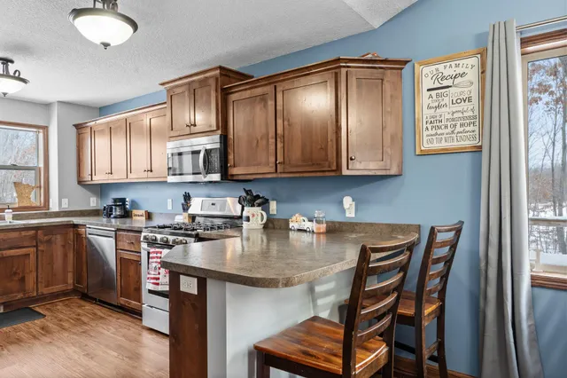 $425,000 | 28468 Century Court Northwest, Isanti, MN 55040