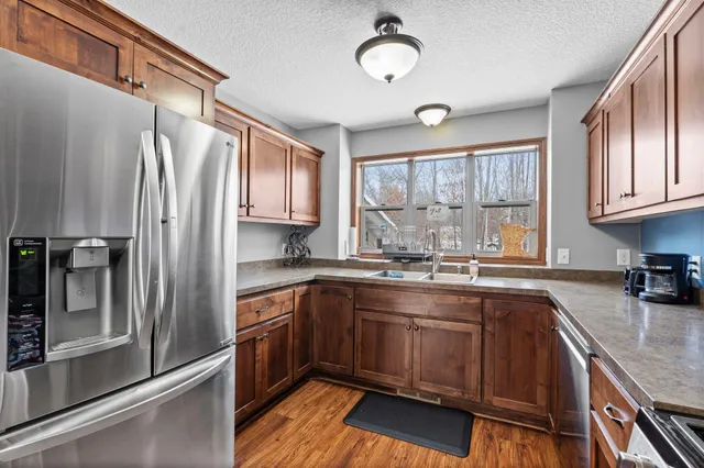 $425,000 | 28468 Century Court Northwest, Isanti, MN 55040