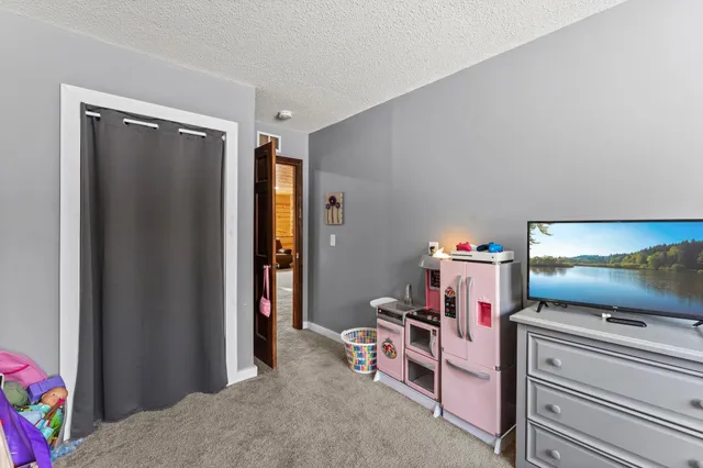 $425,000 | 28468 Century Court Northwest, Isanti, MN 55040