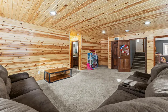 $425,000 | 28468 Century Court Northwest, Isanti, MN 55040