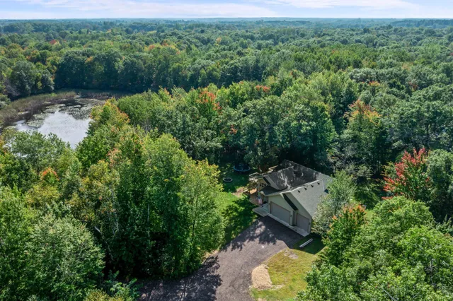 $425,000 | 28468 Century Court Northwest, Isanti, MN 55040