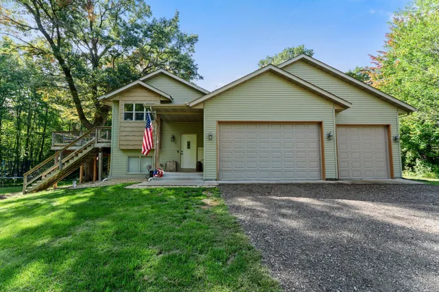 $425,000 | 28468 Century Court Northwest, Isanti, MN 55040
