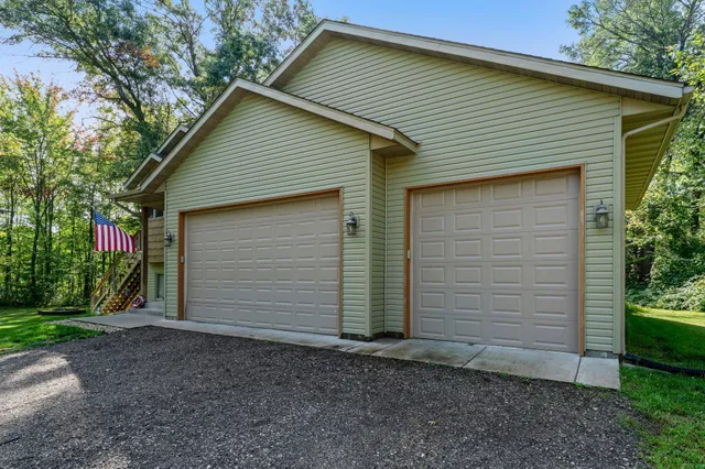 $425,000 | 28468 Century Court Northwest, Isanti, MN 55040