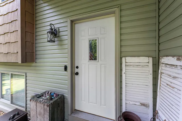 $425,000 | 28468 Century Court Northwest, Isanti, MN 55040