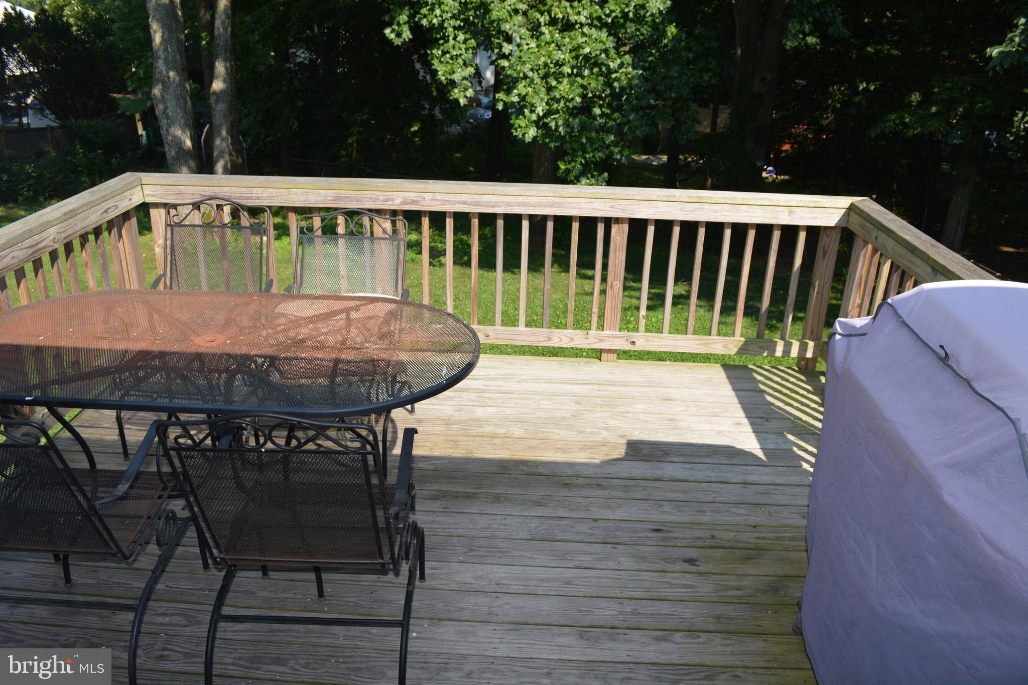 13112 Kurtz Road Woodbridge, VA 22193 - Photo 11 of 36 Gallery Image 11