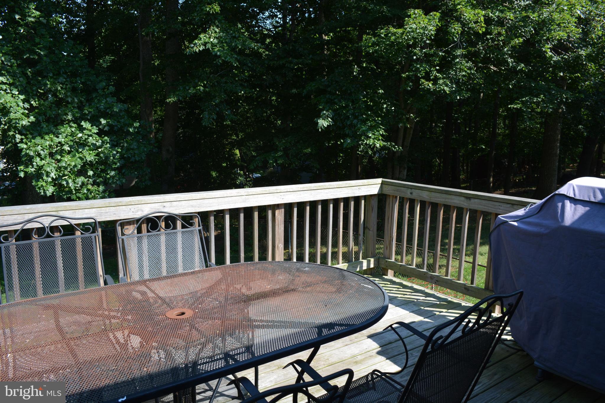 13112 Kurtz Road Woodbridge, VA 22193 - Photo 12 of 36 Gallery Image 12