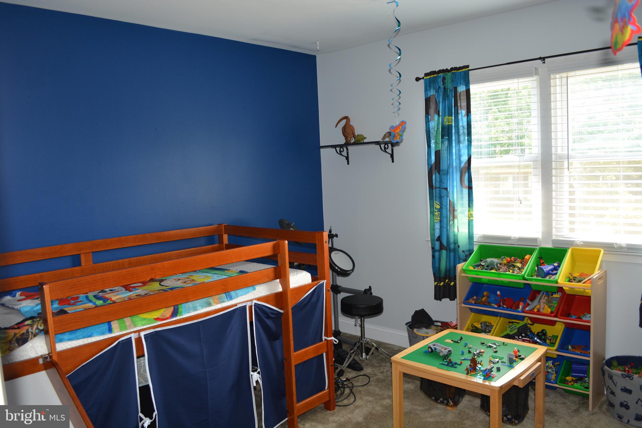 13112 Kurtz Road Woodbridge, VA 22193 - Photo 18 of 36 Gallery Image 18