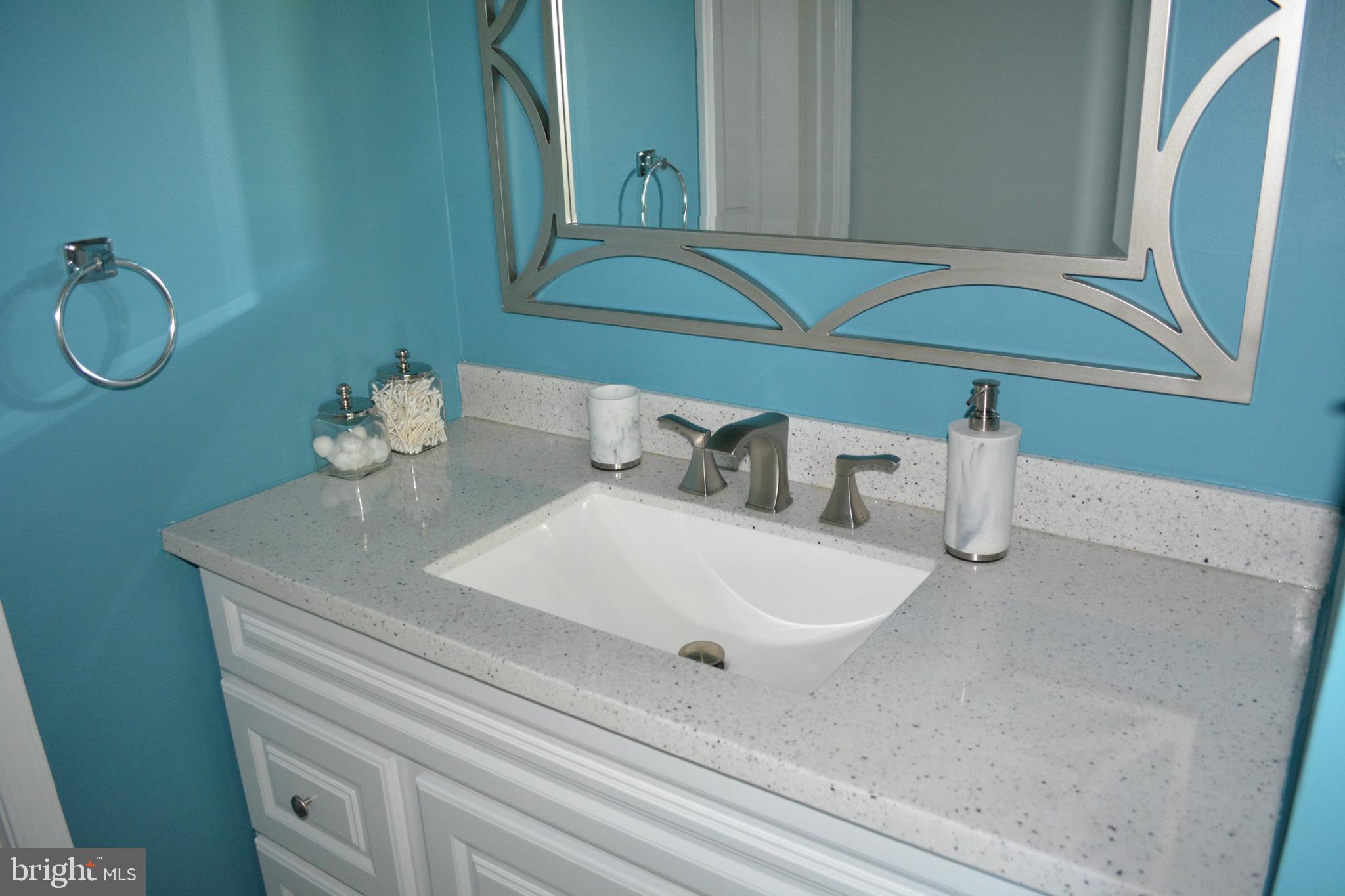 13112 Kurtz Road Woodbridge, VA 22193 - Photo 23 of 36 Gallery Image 23