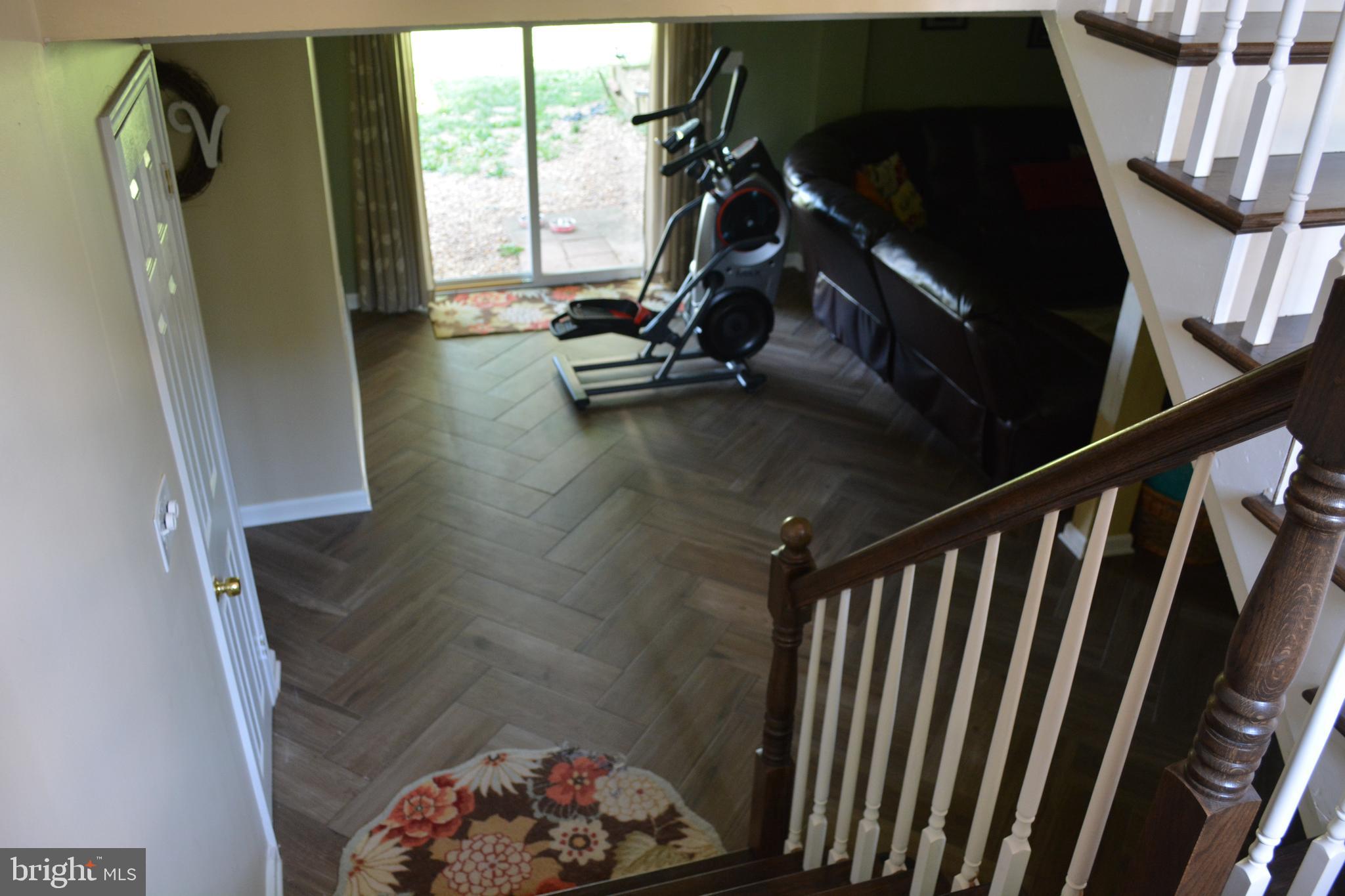 13112 Kurtz Road Woodbridge, VA 22193 - Photo 27 of 36 Gallery Image 27