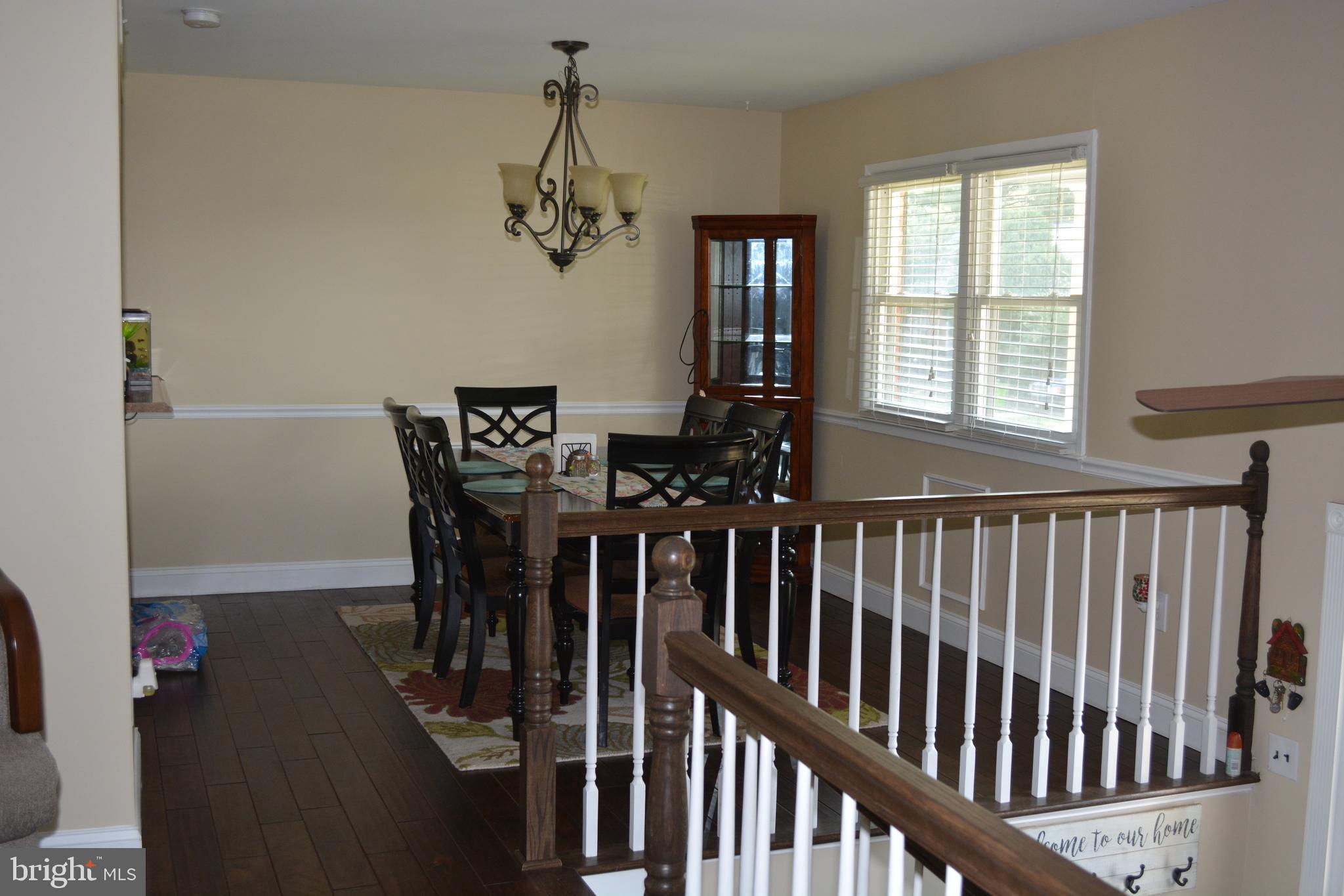 13112 Kurtz Road Woodbridge, VA 22193 - Photo 6 of 36 Gallery Image 6