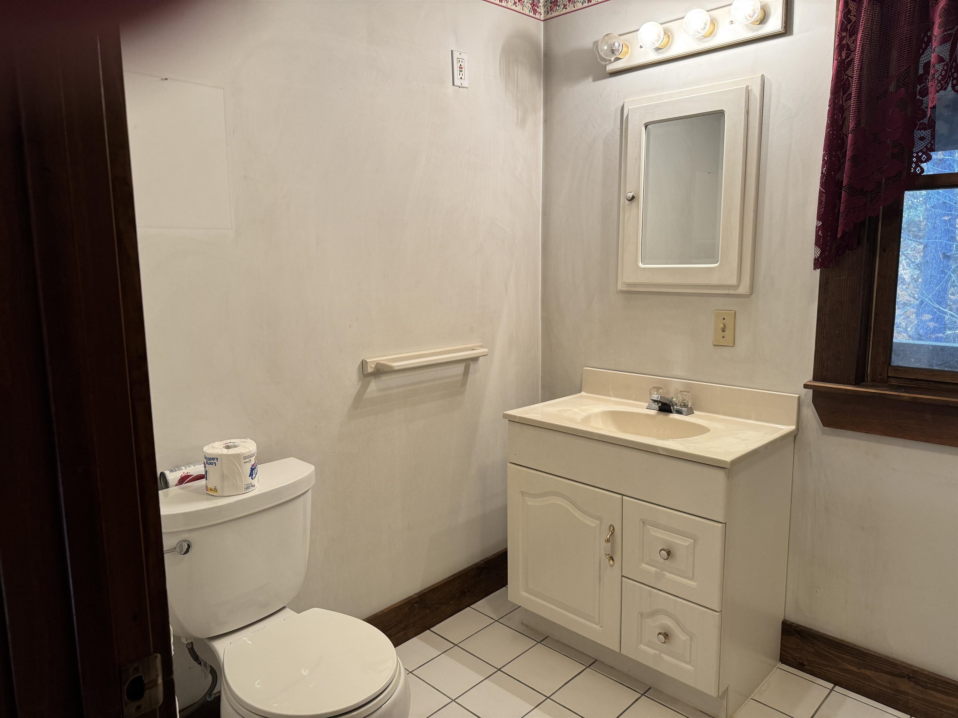 264 Hutchins Pond Road Effingham, NH 03882 - Photo 25 of 54 Gallery Image 25