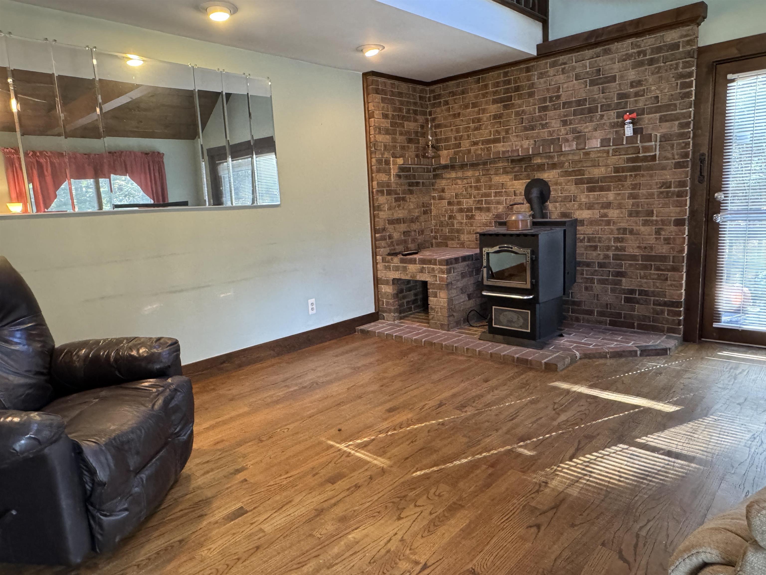 264 Hutchins Pond Road Effingham, NH 03882 - Photo 4 of 54 Gallery Image 4