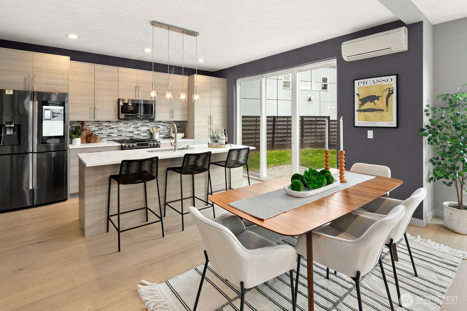 7606 7th Avenue Southwest Seattle, WA 98106 - Photo 13 of 30