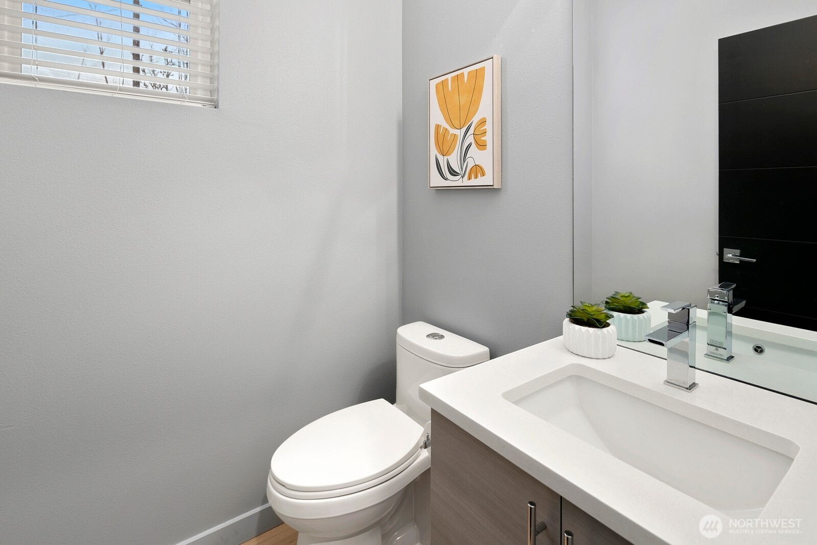 7606 7th Avenue Southwest Seattle, WA 98106 - Photo 14 of 30