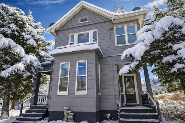 $379,900 | 243-245 Orange Street, Springfield, MA 01108